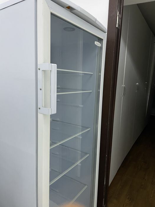 Срочно продам холодильник