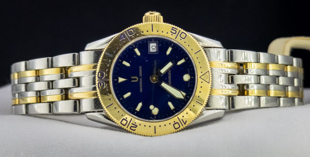 Дамски часовник Universal Genève Automatic