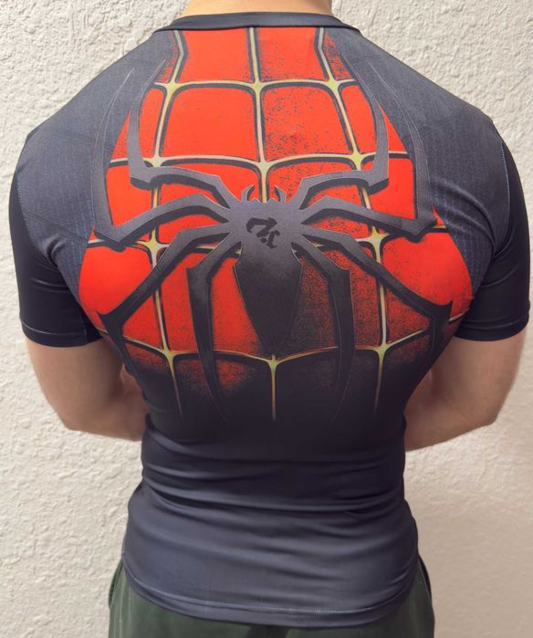 Тениски на супергерои