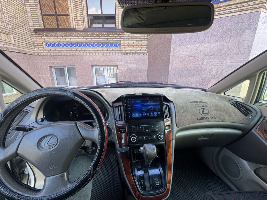 Продаю лексус рх300 lexus rx300