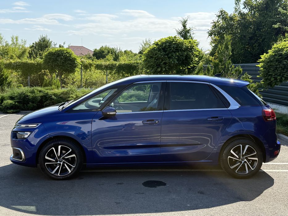 Proprietara, Vand Citroen C4 Picasso automat, foarte dotat. Euro 6, benzina.