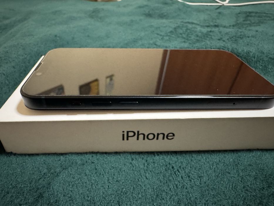 Продавам iPhone 14 128gb