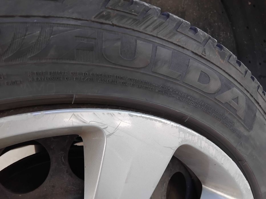 2 много запазени зимни гуми Fulda