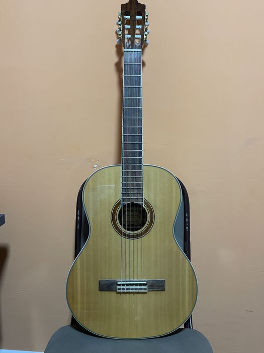 Oriental cherry 39 klassik gitara sotiladi