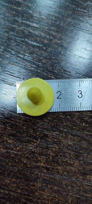 Для кроликов бирки и клипсатор