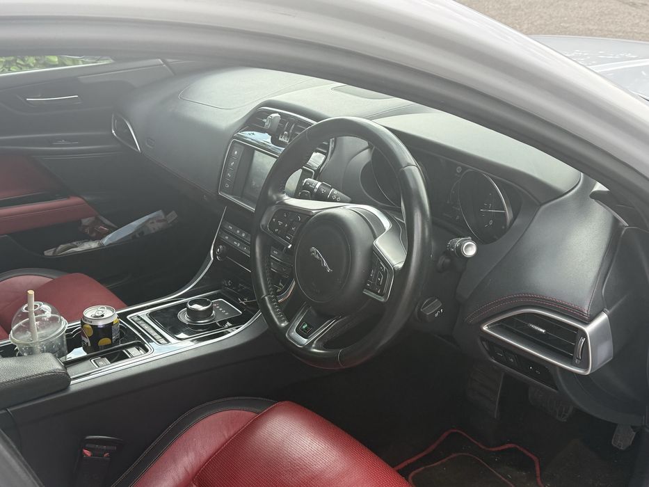 Jaguar xe rsport 2017