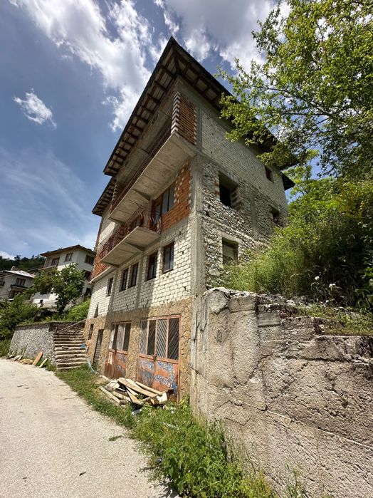 Продава се Къща в с. Жребево, Област Смолян - 756 кв.м за 106 €/кв.м - Снимка #6