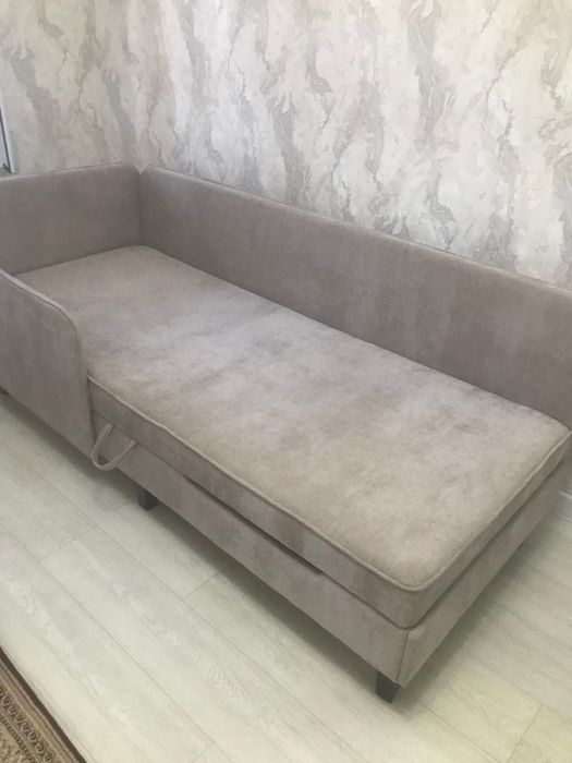Продам новый диван. Очень удобный