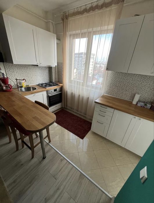Inchiriez apartament 2 camere Palas
