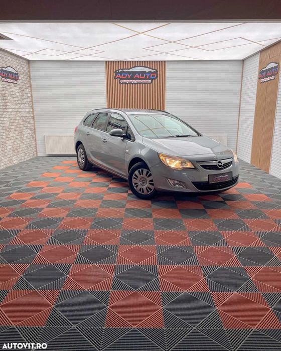 OPEL ASTRA J . 1,7 CDTI . 125 Cp . Euro 5 . Rate fixe .Garantie 12luni