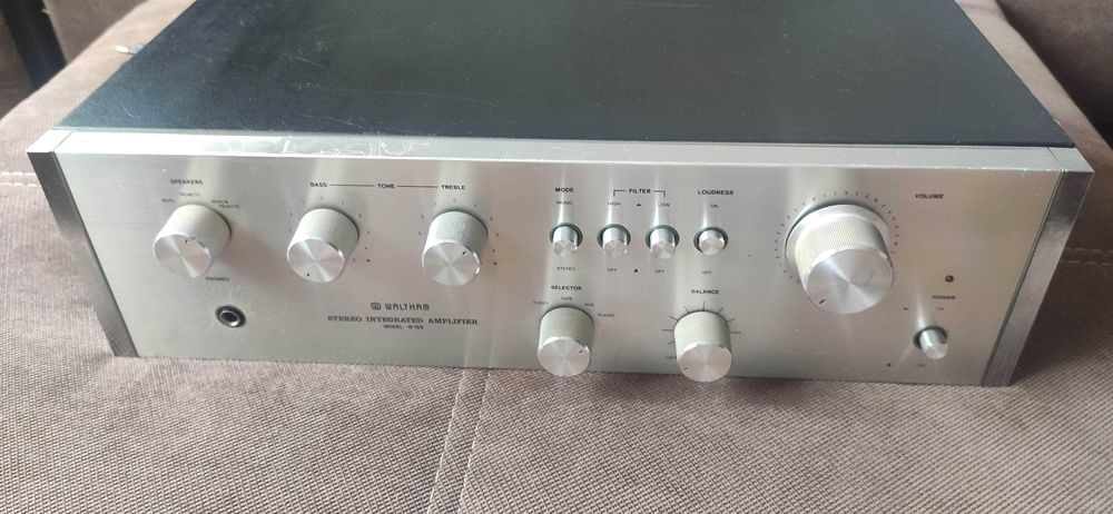 Amplificator WALTHAM Stereo W159 - VINTAGE Made in JAPAN argintiu