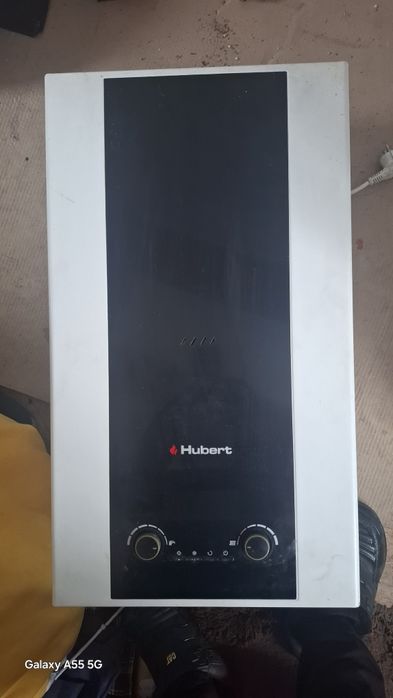 Продам 200 кв . газовую печь HUBERT б/у