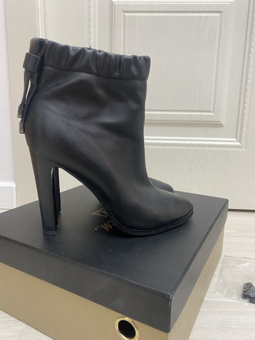 Продам стильные ботильоны