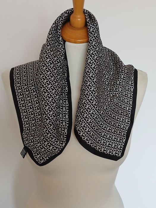 Копринени шалове DKNY - 5бр.