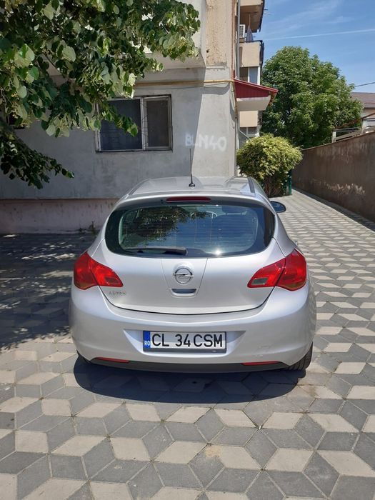 Vand Opel Astra J 2010