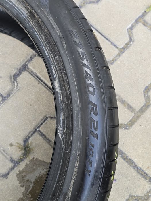 275 40 21 Pirelli
