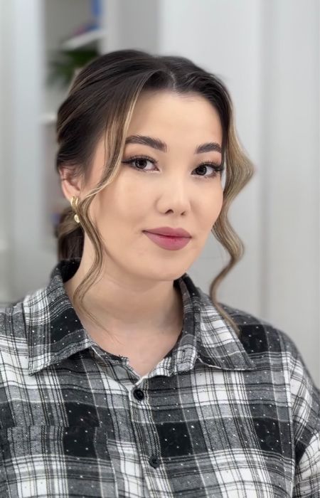 Макияж / прическа