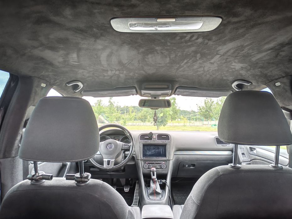 Volkswagen Golf 6 Style 1.6 TDI 105 CP – 2012