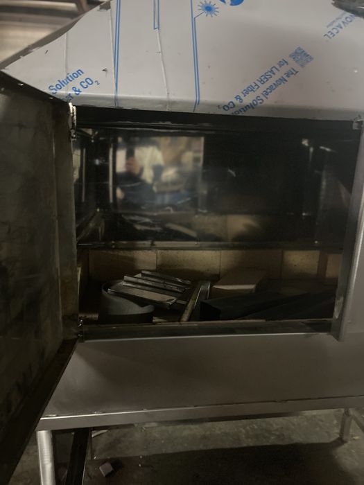 Cuptor-gratar profesional tot din inox