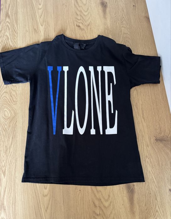 Tricou v lone nou