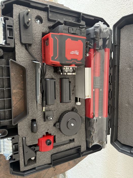 milwaukee  лазерен нивелир