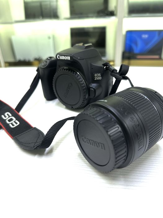 Canon EOS 250 ЕF -S 18-55 IS STM Kit
