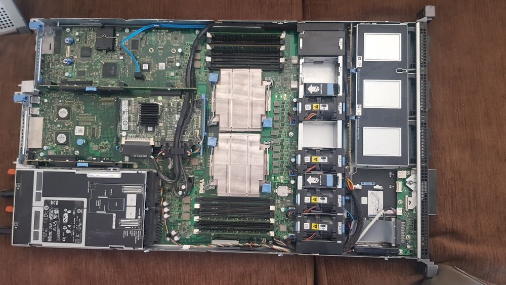 Сервер Dell PowerEdge R610