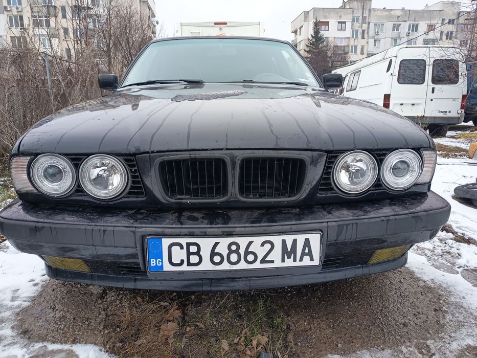 Продавам лед фарове за БМВ е34