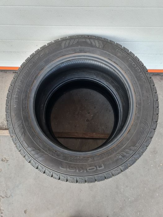 Зимни гуми за Бус 2 броя NOKIAN WeatherProof 195 60 R16C дот 3316
