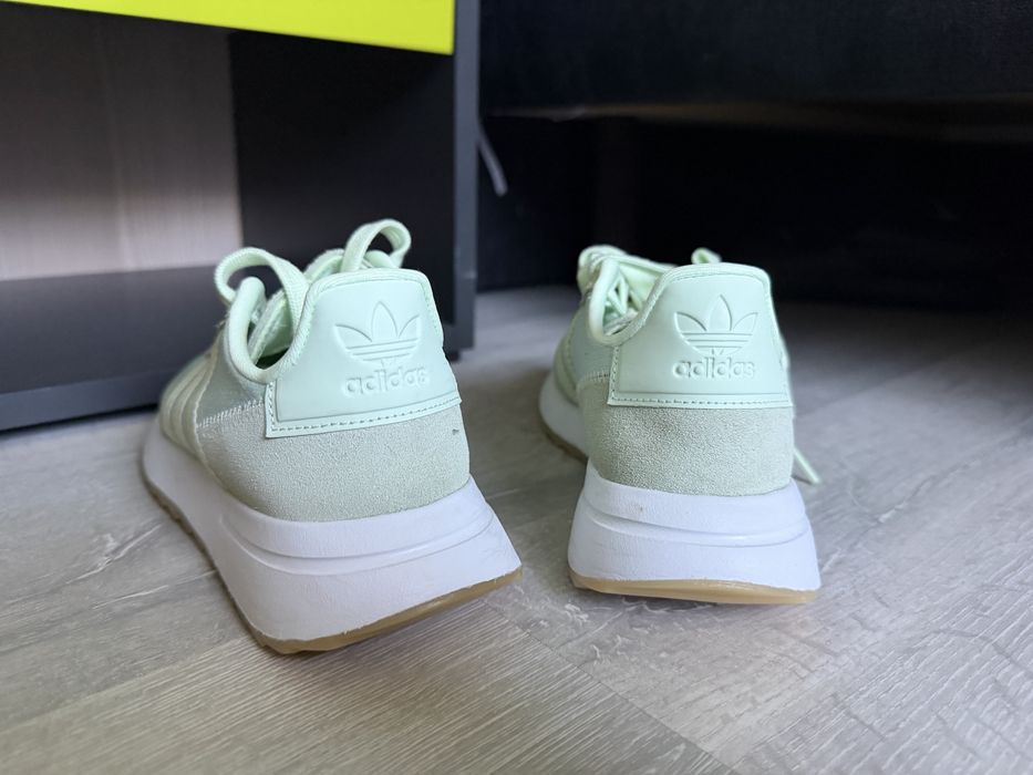 Обувки ADIDAS в добро състояние!