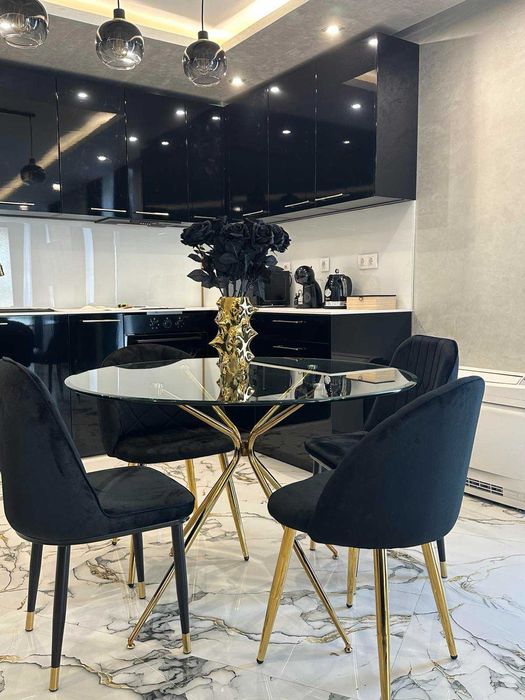 Луксозен апартамент за нощувки Бургас първа линия море