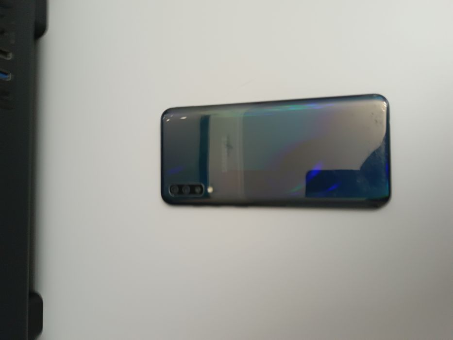 Смартфон Samsung A50