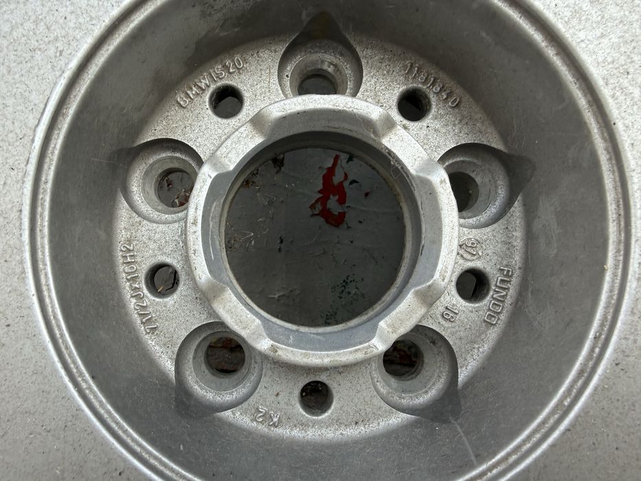 Резервна гума с джанта от бмв е38 16”