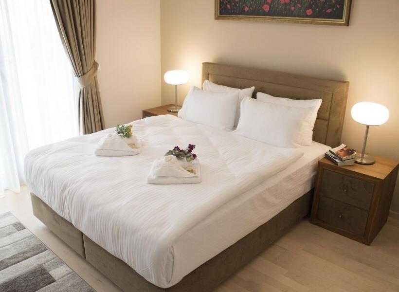 Дава се под наем Двустаен апартамент в Бургас, Братя Миладинови - 58 кв.м за 229.5 € - Снимка #3