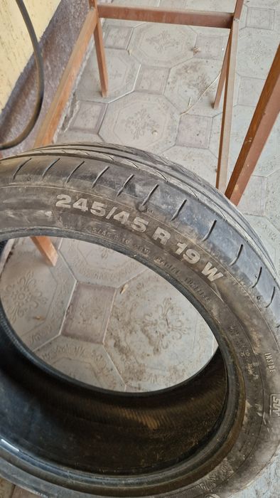 2 резины Continental