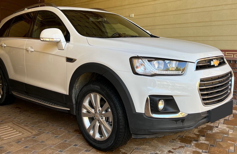 Автомобиль Каптива сотилади