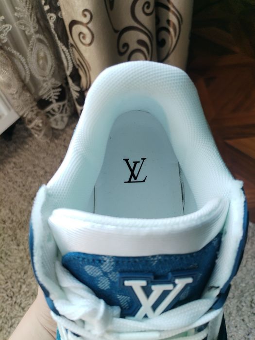 Louis Vuitton trainer