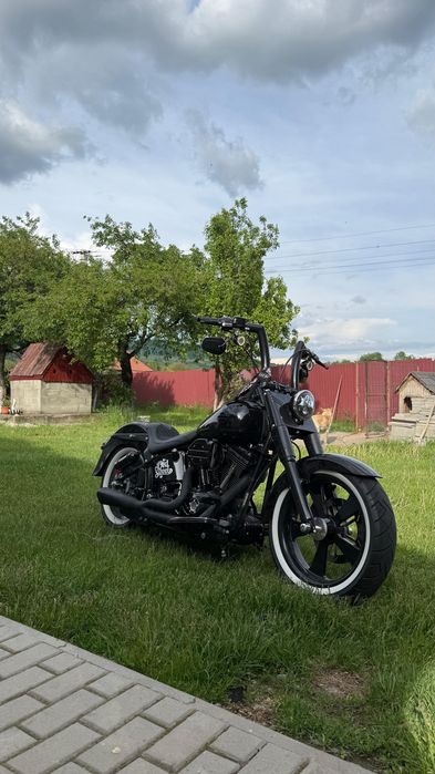 Vând Harley Davidsom Fat Boy 2001