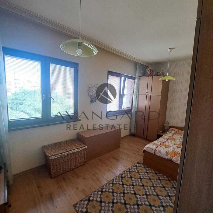 Продава се Тристаен апартамент в Пловдив, Кючук Париж - 87 кв.м за 1943 €/кв.м - Снимка #7