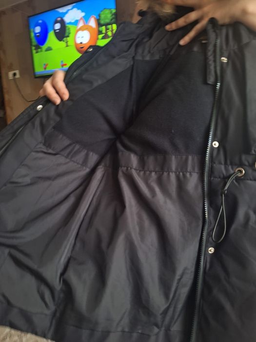 Продам курточку зима на девочку