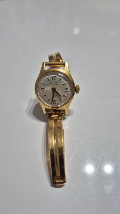 Ceas sovietic mecanic functional