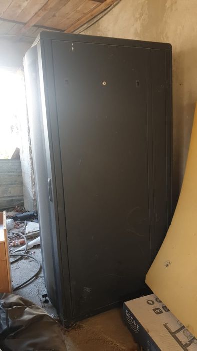 Серверный шкаф  H42U