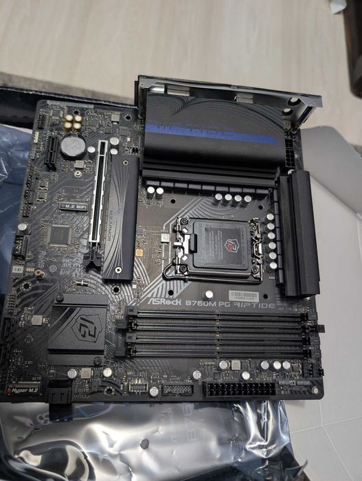Материнская плата asrock b760m riptide
