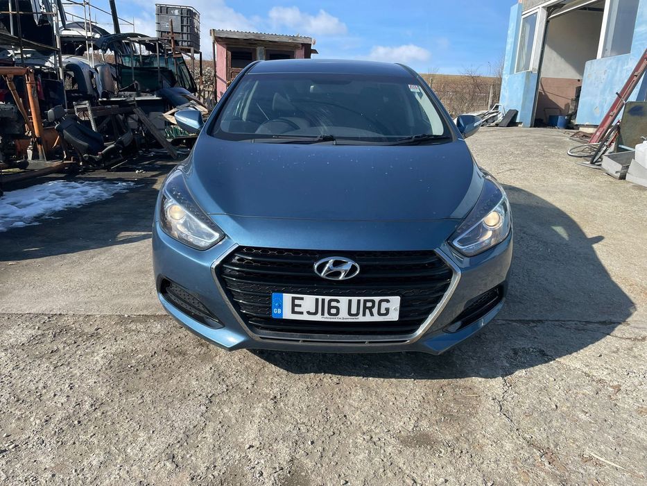 Dezmembrez piese Hyundai i40