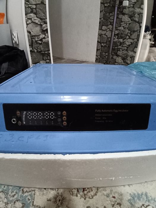 Инкубатор пользовался один раз