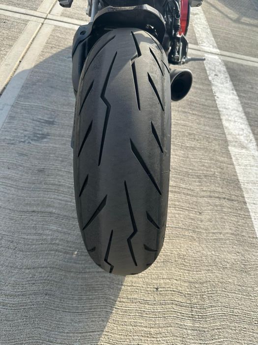 Vand Ducati Streetfighter V2