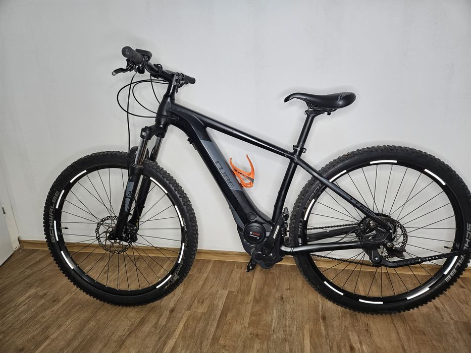 Bicicletă electrică Cube Reaction