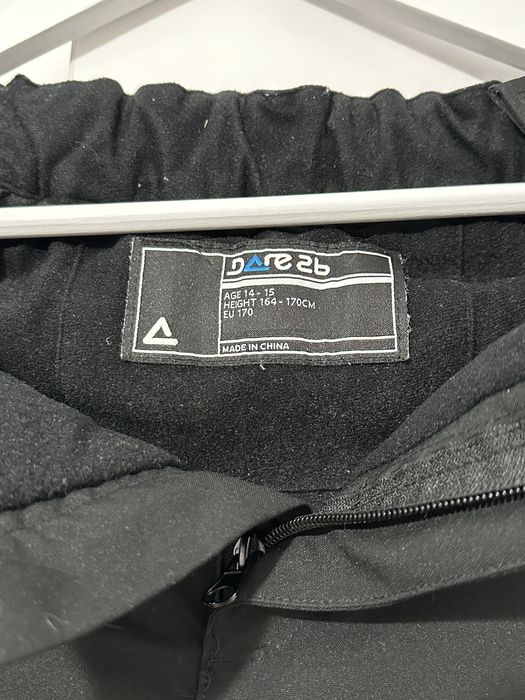 Pantaloni ski/snowboard DARE2B copii 14 ani negri, membrana 15000 mm