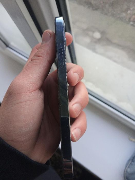 Iphone 12 pro sotladi