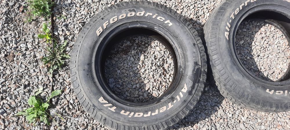 Резина Goodrich 225,75,16,-4 балона.